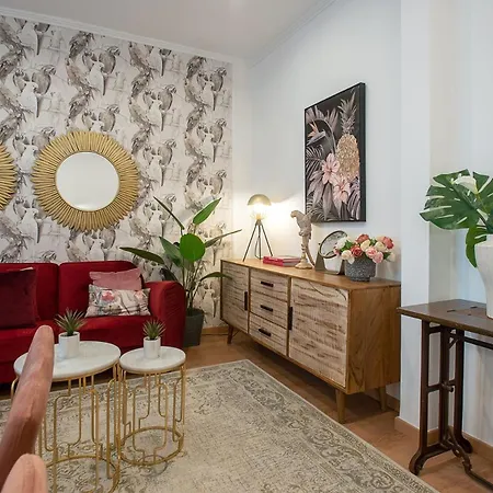 Für 9 Personen und 1 Kind In Lissabon, Regio De Costa De - B58349 * Lissabon